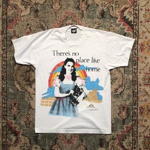Vintage Wizard of Oz graphic shirt